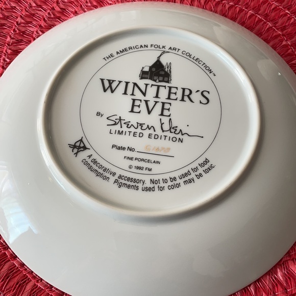 VINTAGE PLATE. WINTER’S EVE 1992 - Picture 2 of 3